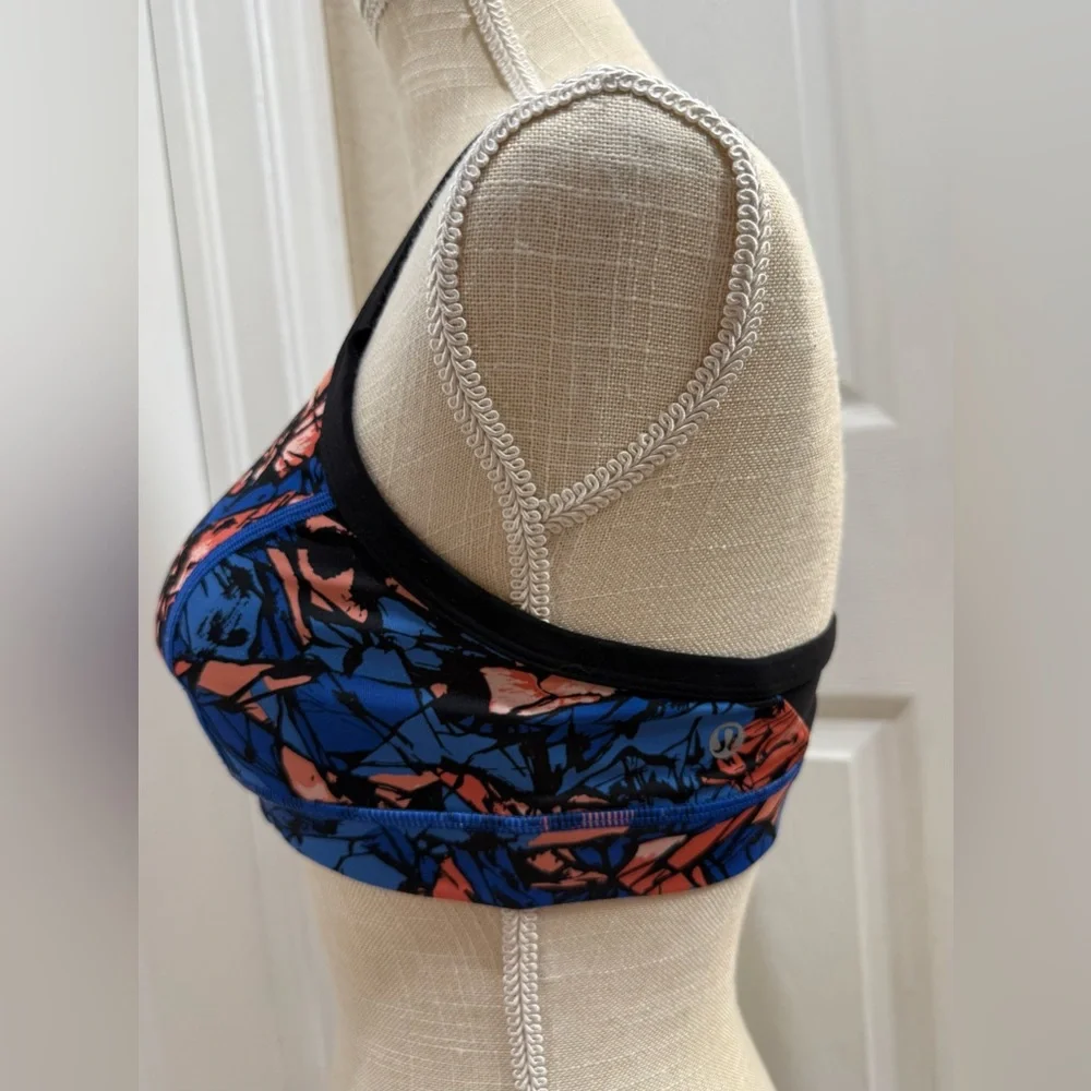 Lululemon Free to Be Bra Size 8 – Abstract Blue/Coral Print, Supportive Cups - Picture 2 of 9